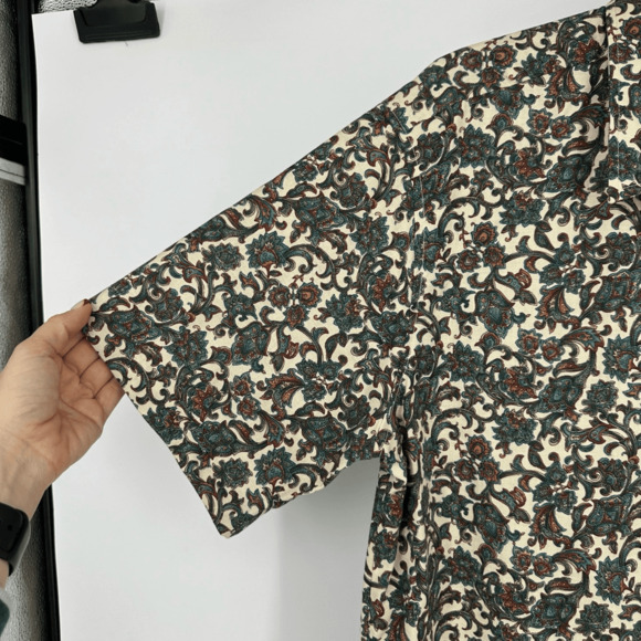 Vintage Hilo Hattie Hawaiian Mens Shirt Size L Floral Cream Green Vacation - Picture 3 of 7